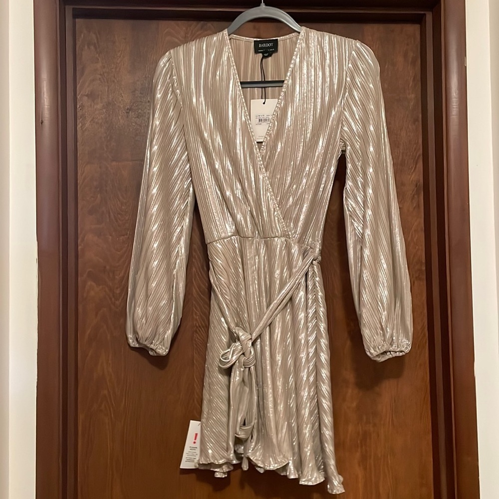BARDOT- champagne dress